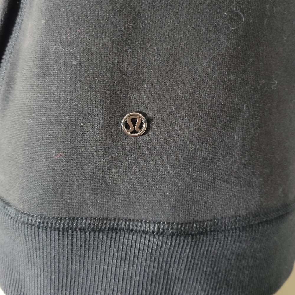 Lululemon Black Fleece Versa Vest Size 6 - Picture 8 of 10